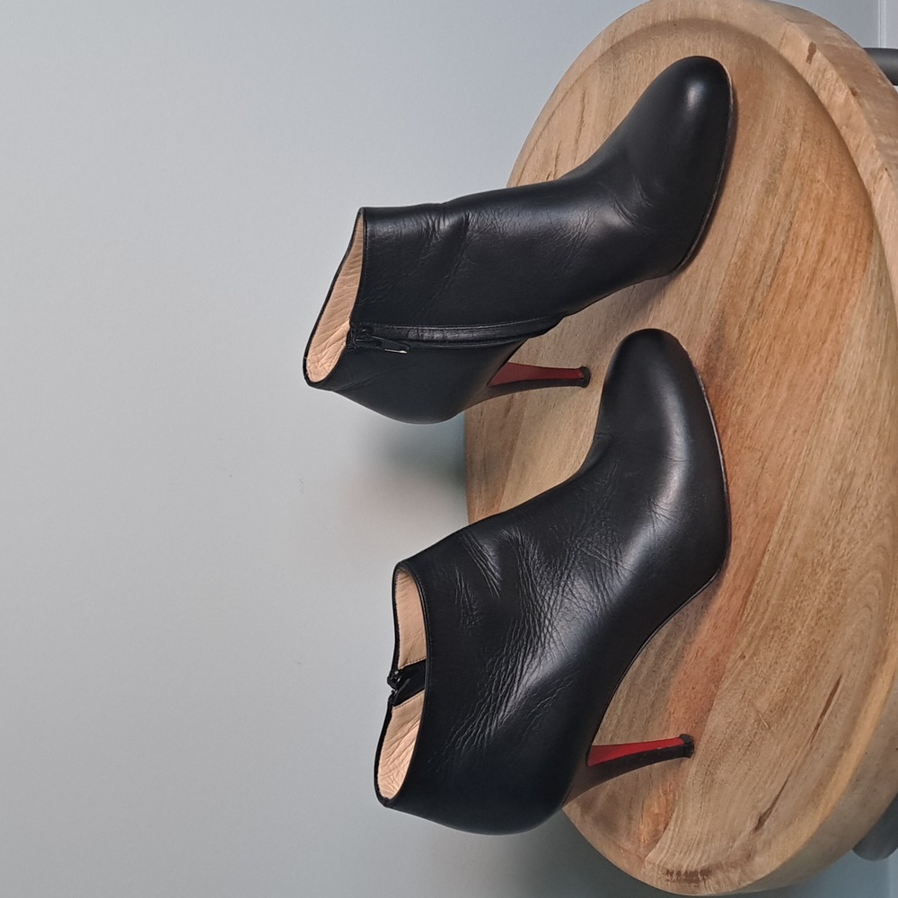 Christian Louboutin Red-Bottomed Leather Belle Ankle Boot Black Booties 38.5
